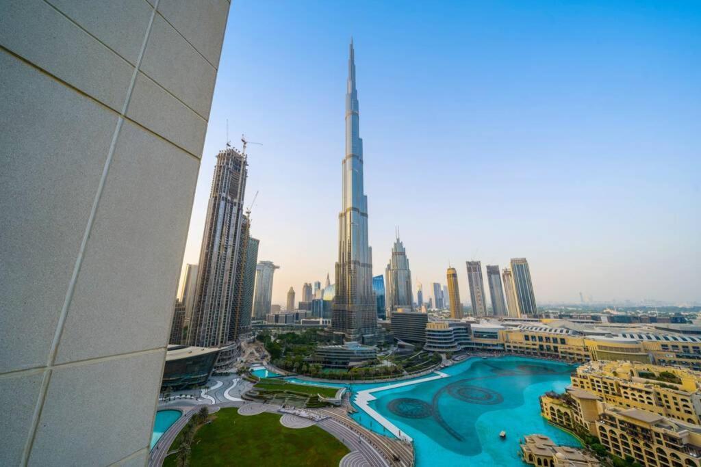Spectacular Burj & Fountain View - Luxurious 3 Bedrooms & Maids Room - The Residences Dubái Exterior foto