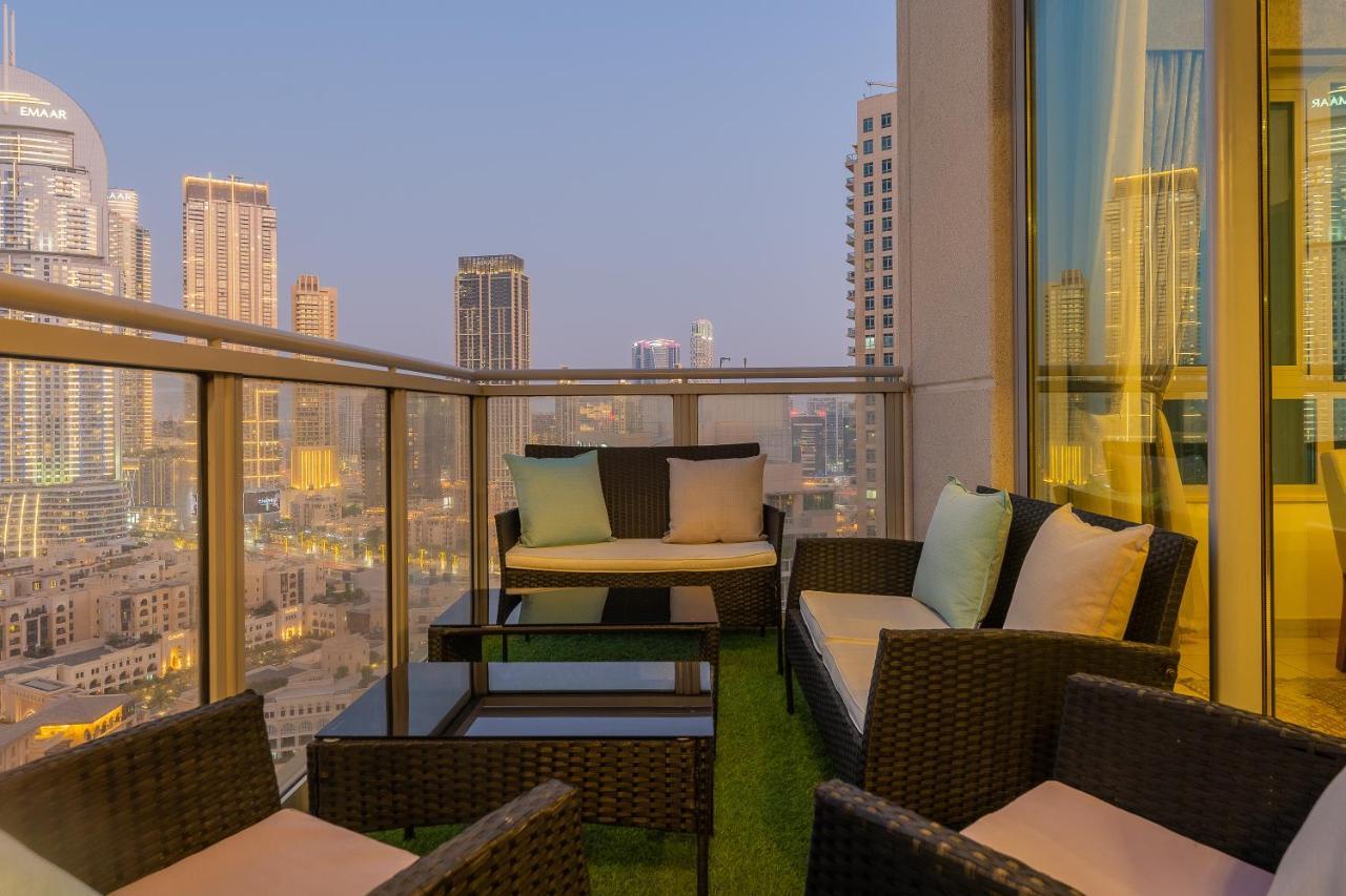 Spectacular Burj & Fountain View - Luxurious 3 Bedrooms & Maids Room - The Residences Dubái Exterior foto